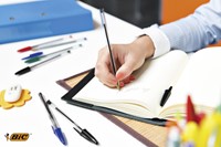 Balpen Bic Cristal medium assorti zakje à 8+2 gratis-3